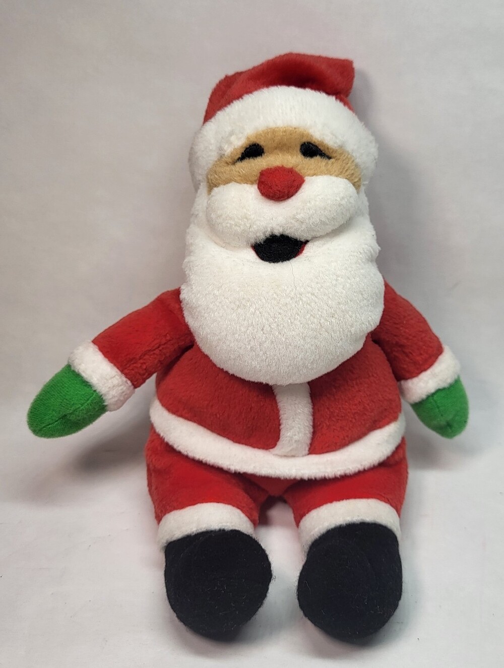 Gund Santa Claus Plush TOY Beanie Distributed In Europe by Gund UK 6" Sitting